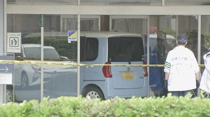 【栃木】「アクセルとブレーキを踏み間違えた」　79歳女性が運転する車が病院に突っ込む